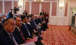 Рустам Минниханов «Кыргызстан - Татарстан» ишкер форумунун ишине катышты