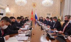 Акылбек Жапаров менен Михаил Мишустин эки тараптуу мамилелерди өнүктүрүү маселелерин талкуулашты