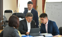 Алгачкы жолу санариптик кол тамга коюлду