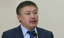 Акматбек Келдибеков видео баяндамалар боюнча түшүндүрмө берүү үчүн УКМКга чакырылды 