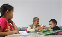 Үй-бүлө - коомдун негизи. Өлкөнү өзгөртүүнү үй-бүлөдөн баштоо зарыл