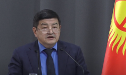 Акылбек Жапаров экономиканы өнүктүрүү жана жаңылоо саясаты менен тааныштырды