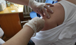 Кыргызстанда COVID-19га каршы акыркы суткада 4 829 адам эмделди