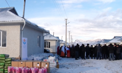  Ооганстандан Алай районуна көчүрүлүп келинген 17 үй-бүлөгө кезектеги гуманитардык жардам жеткирилди