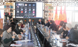 “Идеология: актуалдуулугу жана келечекке перспективалары” аталган илимий-практикалык конференция өттү 