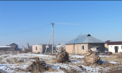 Элдин үнү бийликке жетип, турак жайлар мыйзамдашууда