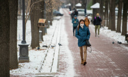 Казакстандагы башаламандык Кыргызстанга таасирин тийгизбейт -  Андрей Грозин