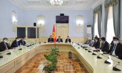 Чет өлкөдөгү кыргызстандыктардын кызыкчылыктарын коргоо башкы максат  