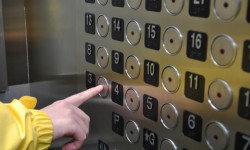 Лифттерди тейлөөдө коопсуздук эрежелерин сактоо боюнча окуу өттү 