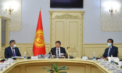 Министрлер Кабинетинин 2022-жылдагы алгачкы кеңешмеси өттү