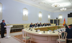 Министрлер Кабинети «Кумтор Голд» компаниясынын 2021-жыл үчүн отчетун бекитти