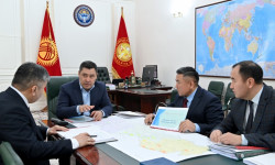 Садыр Жапаров Баткен облусунун социалдык-экономикалык абалын жакшыртуу иштери тууралуу маалымат алды
