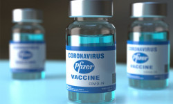 АКШ Кыргызстанга COVID-19га каршы Pfizer вакцинасын берди