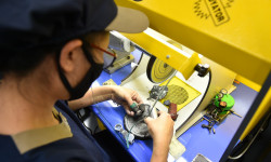 Акылбек Жапаров өлкө зергерлерин кесиптик майрамы менен куттуктады