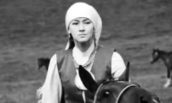 Тасма таржымалы:  Эгемендүүлүк жылдардагы ийгилик жараткан тасмалар  (аудио)