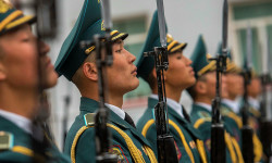 Улуттук Гвардияда эл аралык эне тил күнү белгиленди