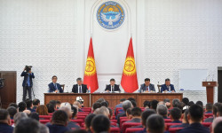 Акылбек Жапаров: Баткенди өнүктүрүүгө саясий эрк бар