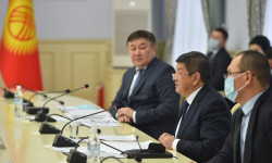 Акылбек Жапаров «Zijin Mining» кытай корпорациясынын делегациясы менен жолугушту