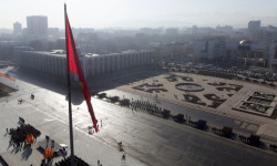 Бишкекте Кыргызстандын мамлекеттик желегинин 30 жылдыгына карата салтанаттуу иш-чара өттү