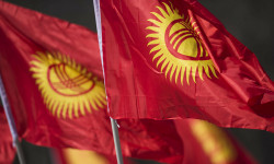 Мамлекеттин маданиятын, салтын жана рухун даңазалаган туу күнү Ош шаарында да белгиленди