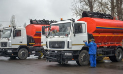 "Тазалык" ишканасына жаңы унаалар берилди     