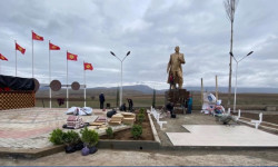 Баткен облусунун Исфана шаары Раззаков шаары деп өзгөртүлүүдө