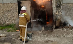 Баткендин Жин-Жиген айылында көмөкчү чордон өрттөндү