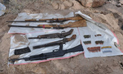 Нарын облусунун аймагында курал-жарак жана ок-дарылар бекитилген жер табылды