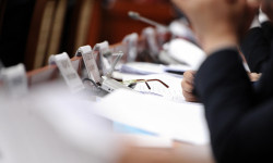 "Элдик курултай жөнүндө" мыйзам долбоору талкууда