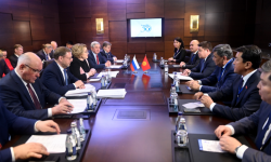 Талант Мамытов Федералдык кеңештин төрайымы Валентина Матвиенко менен жолукту