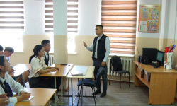  Эмгек акыны жогорулатууда Билим берүү тармагы эң көп каржыланды