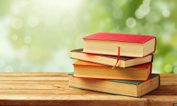 Кыргызстанда 23-апрелде Бүткүл дүйнөлүк китеп жана автордук укук күнү белгиленет