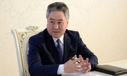 Жээнбек Кулубаев тышкы иштер министринин милдетин аткаруучу болуп дайындалды