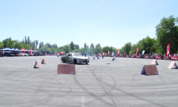 Бишкекте автожарыш уюштурулду