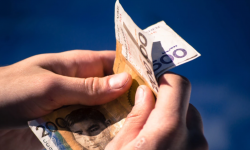 Реабилитациялоо борборунда иштегендердин айлык акылары жогорулады