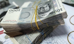 Кыргызстанда 309 миң бюджеттик кызматкердин маянасы жогорулатылды