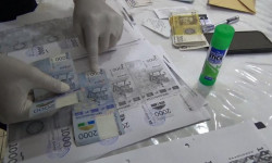 Медицина борборунун директору пара менен кармалды