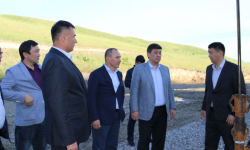 Бакыт Төрөбаев Жалал-Абаддагы “Кыргызнефтегаз” ачык акционердик коомуна барды