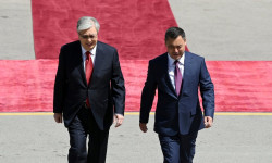 Эки өлкөнүн Президенттеринин Мамлекеттик резиденциядагы жолугушуусу | Түз эфир