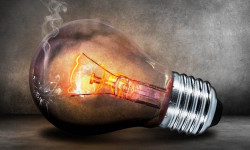 Эртең Бишкекте карызы бар 7 миң абоненттин электр энергиясы өчүрүлөт