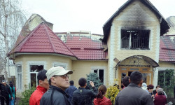 Бакиевдин мурдагы үйүнүн ордуна Балдар борбору курулат