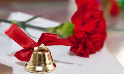 Бишкектеги №69 мектеп-гимназияда акыркы коңгуроо кагылды