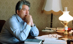 Бүгүн залкар жазуучу Чыңгыз Айтматовду эскерүү иш-чаралары өтөт