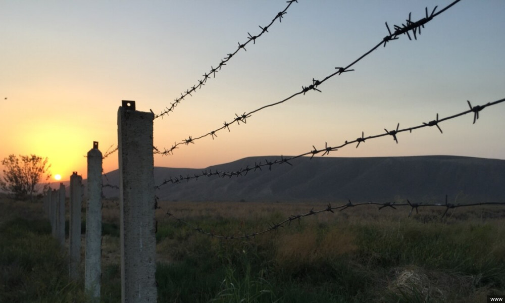 На кыргызско-таджикской границе произошла перестрелка 