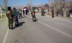 Кыргыз-тажик чек ара өкүлдөрүнүн жолугушуусу өтүүдө