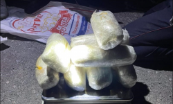 Тажикстандын милиция кызматкери баңгизат менен кармалды