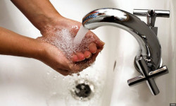 “Бишкек жылуулук тармактары” ишканасы ысык суу берүү алдында турат