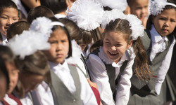 Быйыл Кыргызстанда жаңы окуу жылы 1-сентябрда башталат