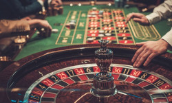 "Оюн иши жөнүндө” мыйзамга кол коюлду