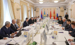 «Кытай-Кыргызстан-Өзбекстан» темир жолун куруу долбоору артыкчылыктуу интеграциялык инфраструктуралык долбоорлордун тизимине киргизилди  